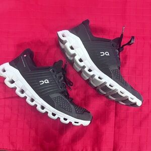 On Cloudtec Black and White Athletic Shoes